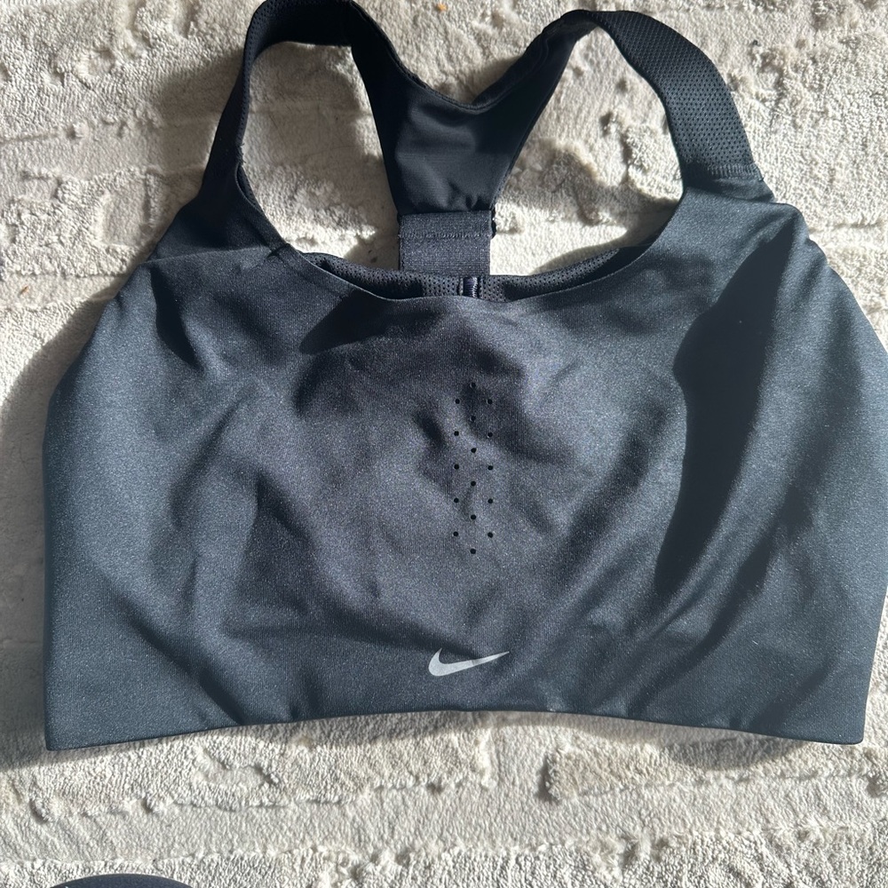 Nike Sports Bra Women’s